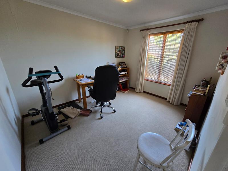 3 Bedroom Property for Sale in Heldervue Western Cape